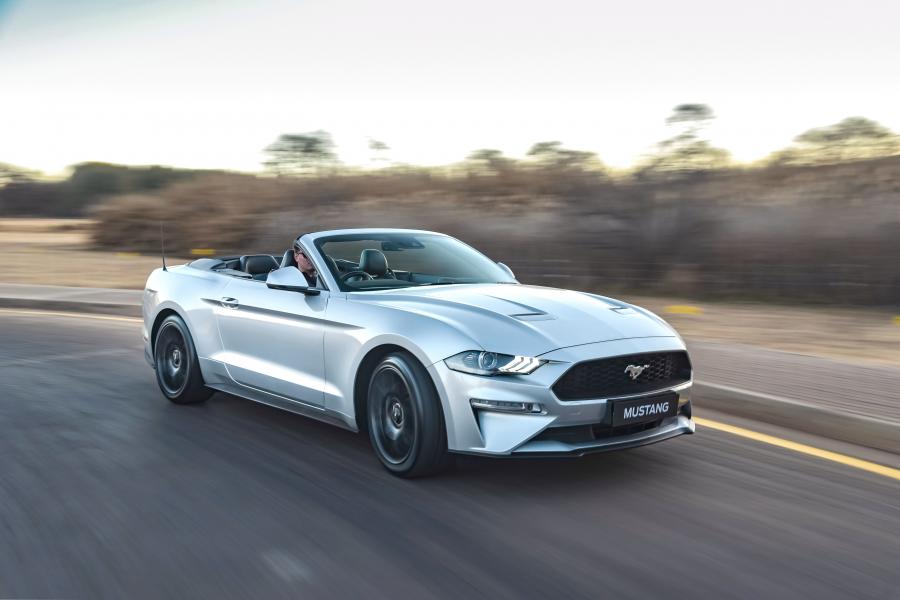  Ford Mustang EcoBoost Convertible 2019 года  (ZA) (фото 31 из 40)